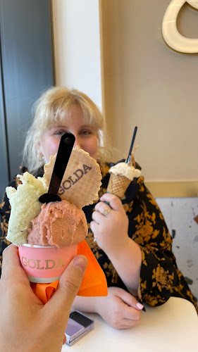 Golda park hayam - הסעדה