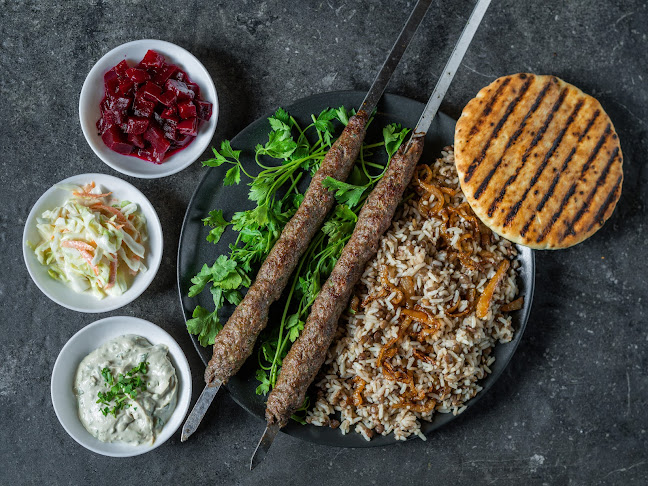 עלׇאֶש - בית של בשר - הסעדה