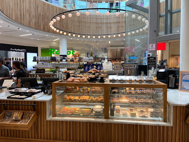 קניון מול הים - TATTI & ILANS - אילת