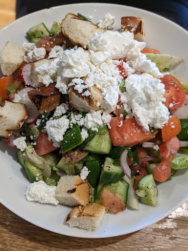 טאטי ביסטרו - הסעדה