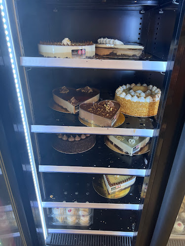 מאפיית ההגנה - הסעדה