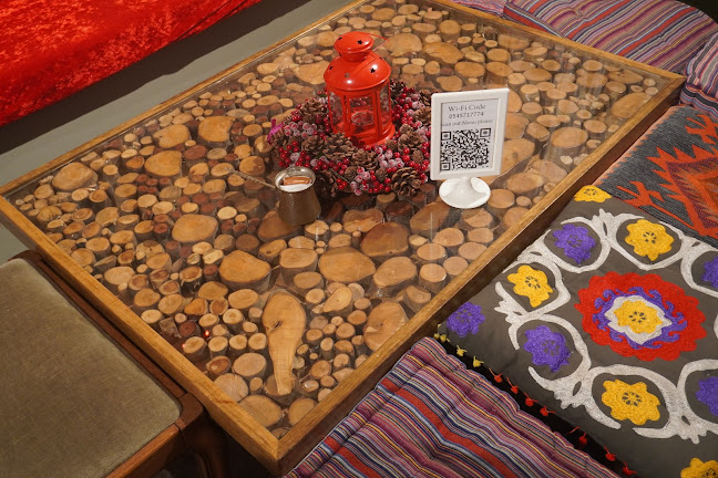 המקום של ראדה - עוגיות מסורתיות,דברי אומנות וכלים עתיקים