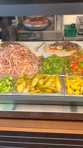Opinii despre שווארמה גנאם עספור 19 în חיפה - הסעדה
