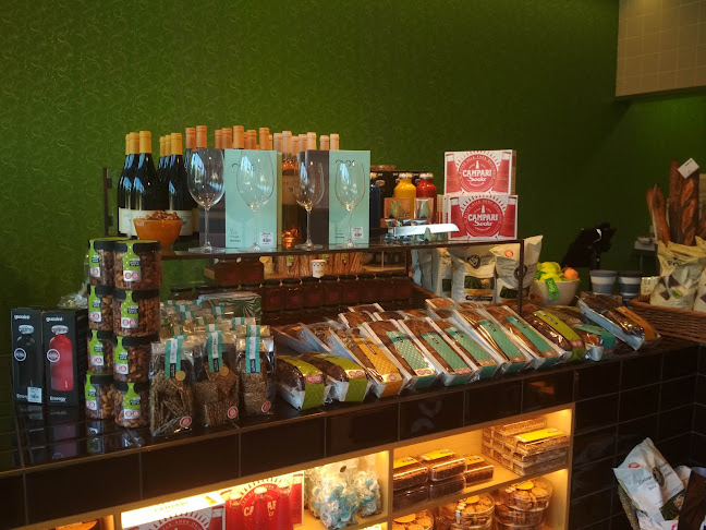 לחמנינה - הסעדה