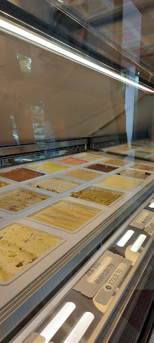 דלי קרים תל אביב - הארבעה