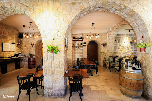 LUERIA - לוריא ביסטרו בר