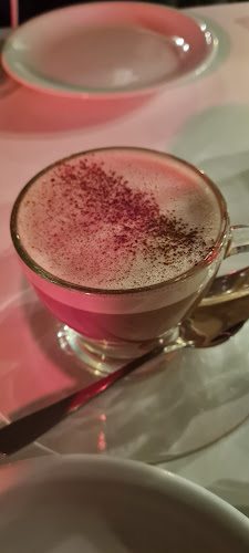 Anastasia - הסעדה