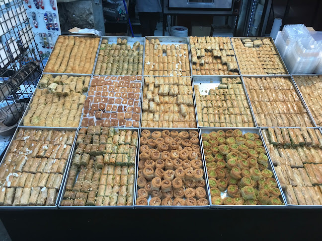 Opinii despre כנאפה בר în ירושלים - הסעדה