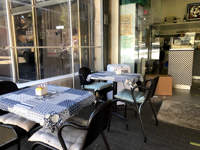 לה פטיסייר - רחביה - קונדיטוריה ירושלים - הסעדה