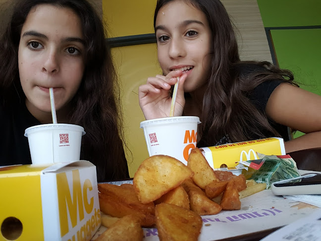 מקדונלד'ס - רמת פולג, נתניה - הסעדה