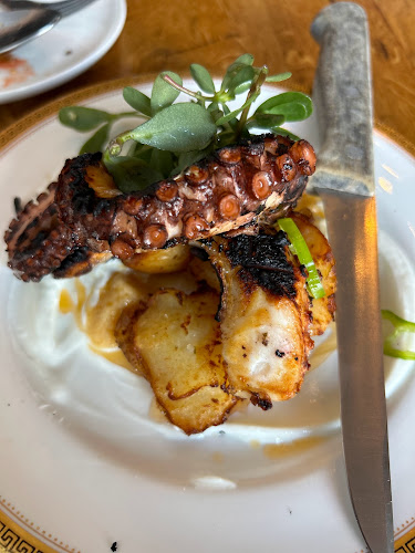 בסטה Basta - הסעדה