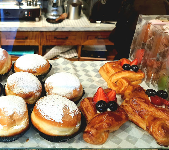 Comentarii opinii despre SHEMO הקונדיטוריה