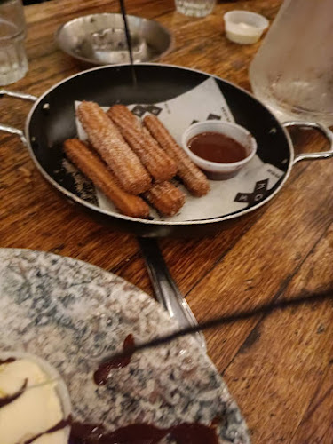 פאו וואו - הסעדה