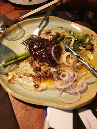 Kitto Katto - הסעדה