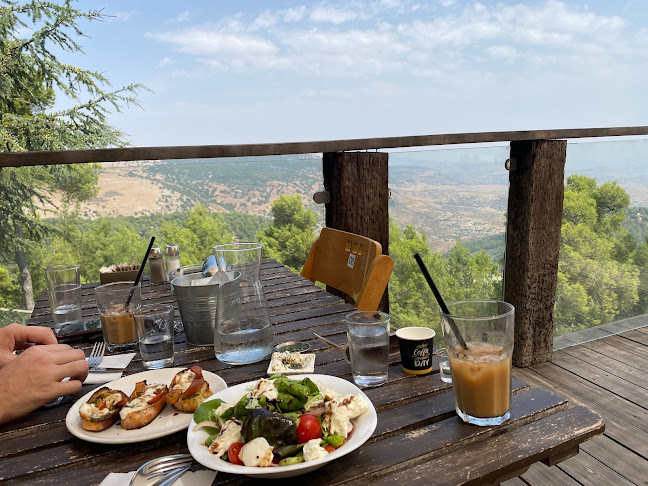 הבית בקצה הנוף - עמוקה
