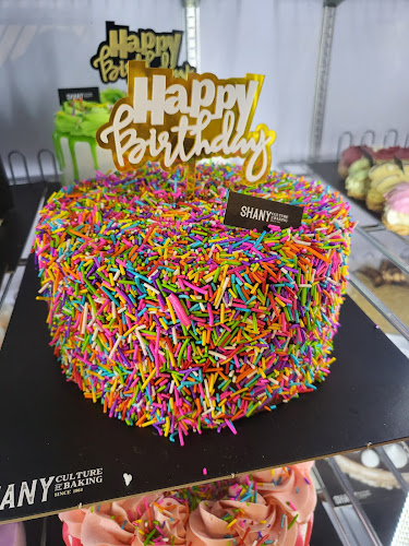 Opinii despre קונדיטוריה שני חנות המפעל în חיפה - הסעדה