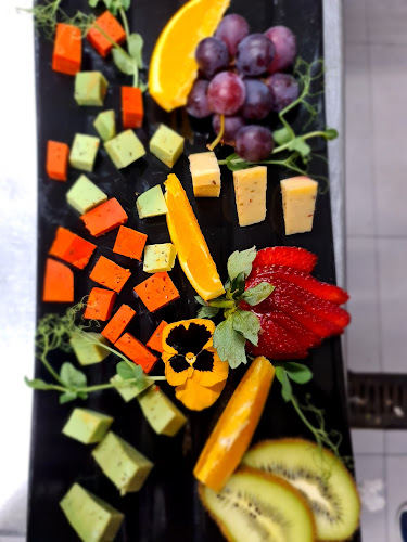 Comentarii opinii despre אריסטוקרט בר מסעדה