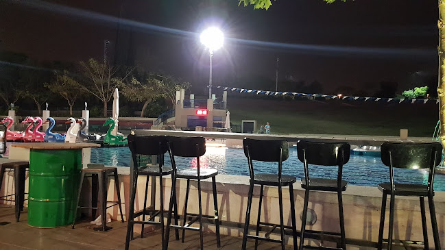 שדרות ירושלים 220, חולון