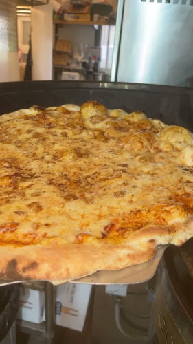 פיצה בית וגן(פיצה יואל׳ס)