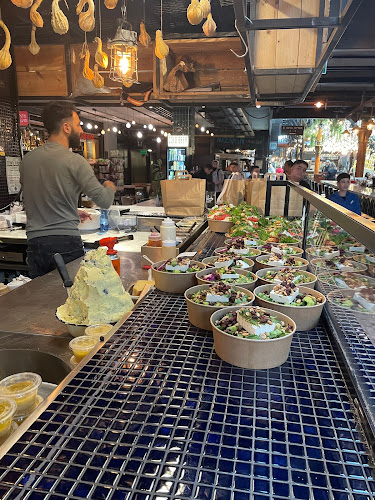 רחל בשדרה - שרונה מרקט - תל אביב-יפו