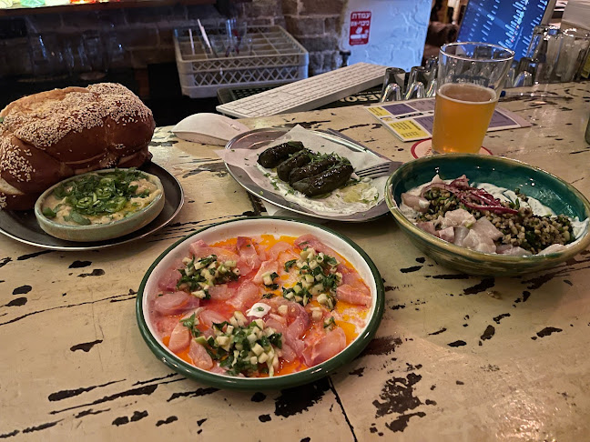 פימפינלה- פולחן ערק ודגים - הסעדה