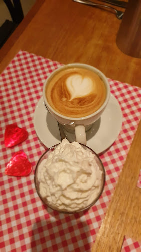 גומבה ראשון לציון - הסעדה