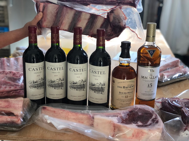 מורן אהרון ואלישבע הבית ביפו - הסעדה