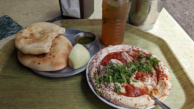 חומוס שלמה ודורון Hummus Shlomo and Doron