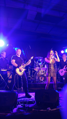 Comentarii opinii despre חמש - hamesh