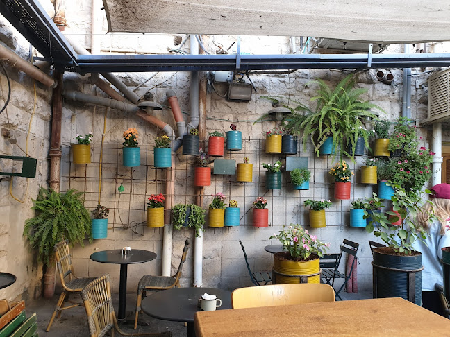 דוכני מזון וקייטרינג לאירועים - קזינו דה פריז - ירושלים