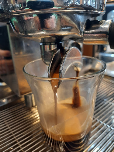 הנדיב 3, הרצליה