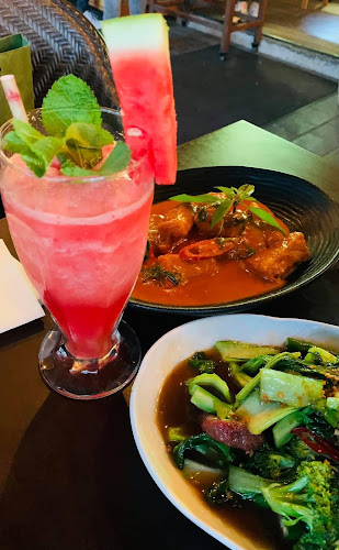 Comentarii opinii despre נאם