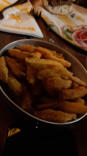 דן שכטמן 10, חדרה