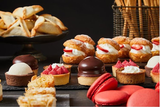 ארטייסט מגשי אירוח - הסעדה