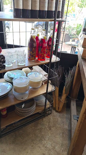 Opinii despre תל יצחק בייקרי în תל יצחק - הסעדה