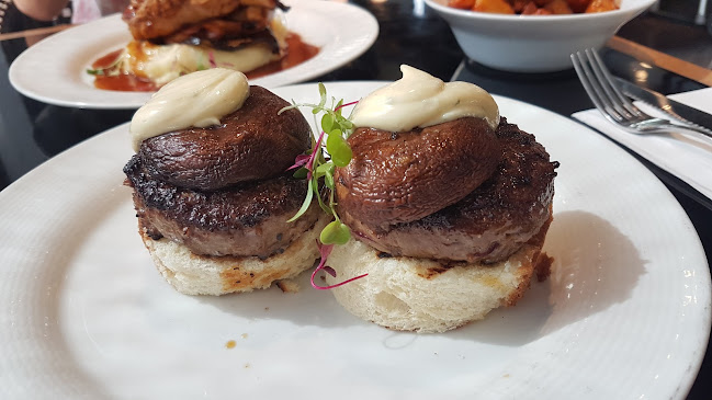 טאטי ביסטרו