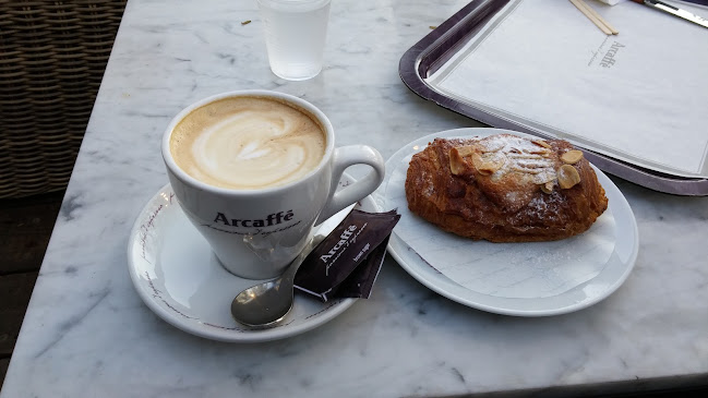 ארקפה - הסעדה