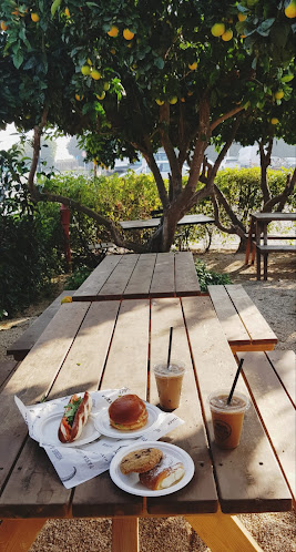 Opinii despre תל יצחק בייקרי în תל יצחק - הסעדה