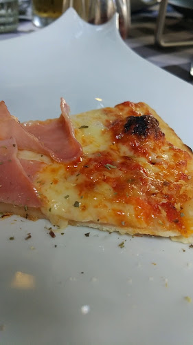 גוסטו - הסעדה