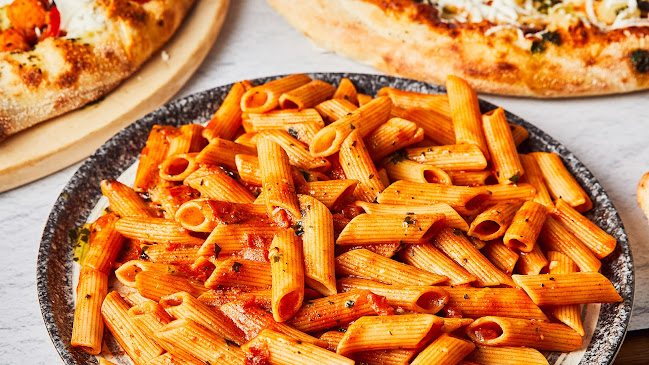 פיצה טרמינל - הסעדה