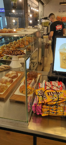 קפה נטו - תחנת רכבת סבידור-ת״א מרכז - הסעדה