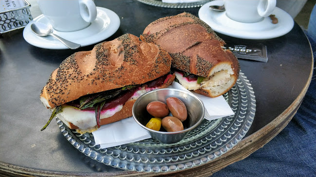 Cafe Castel קפה קסטל