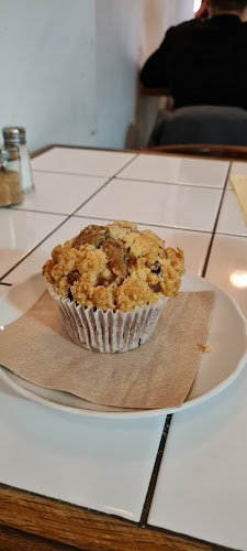 NOLA American Bakery - הסעדה