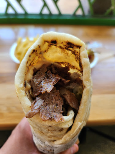 שווארמה קרליבך 39 - הסעדה