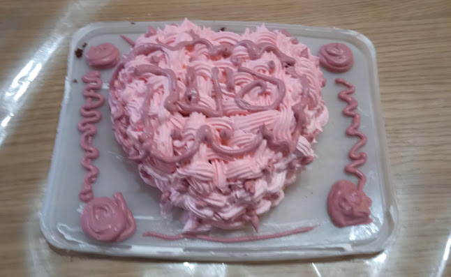 פינוק עוגות מעוצבות ובקרוב מארזים אישיים - נתניה