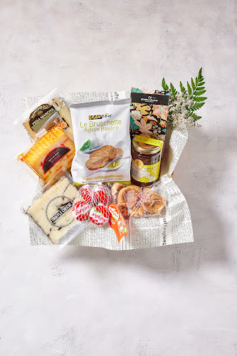 מעדניית חוות נעמי רעננה