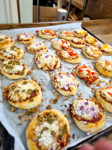 מפעל מאפית גרליץ - הר טוב בית שמש - הסעדה