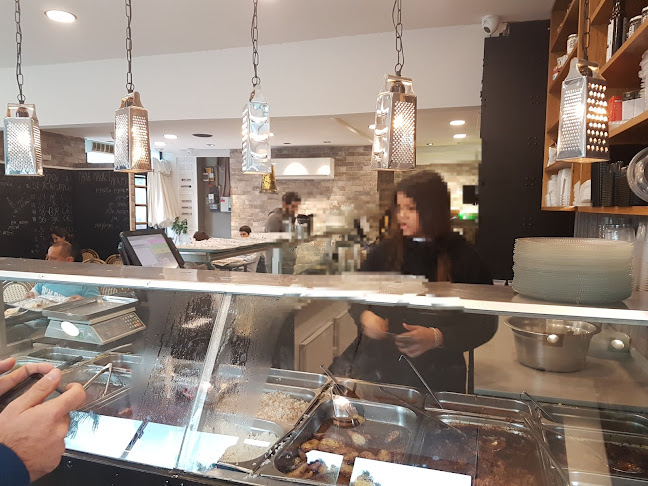 אוכל מוכן לשבת- מאמא מרקט - הסעדה