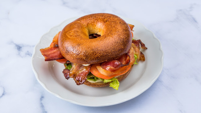NOLA American Bakery - הסעדה