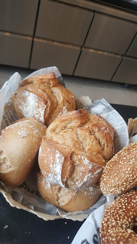 Opinii despre לחם אושר în חולון - הסעדה